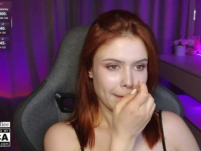 AliceWyliee live cam on BongaCams