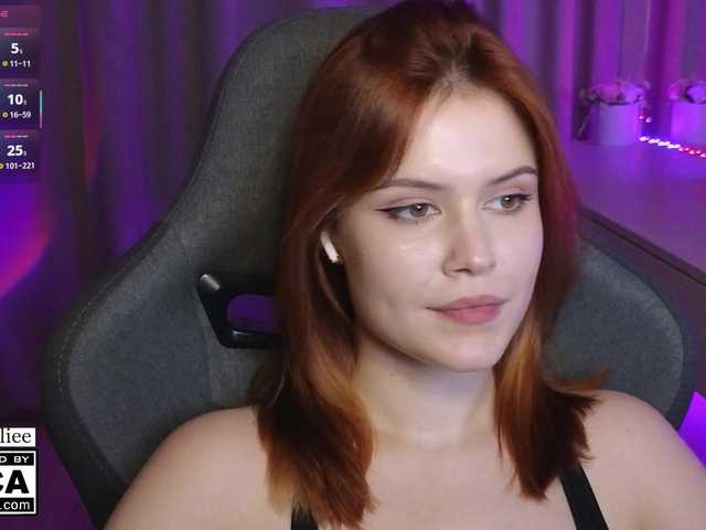 AliceWyliee live cam on BongaCams