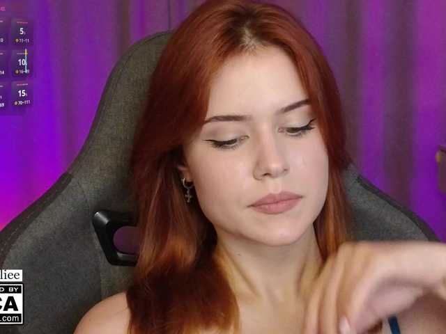 AliceWyliee live cam on BongaCams