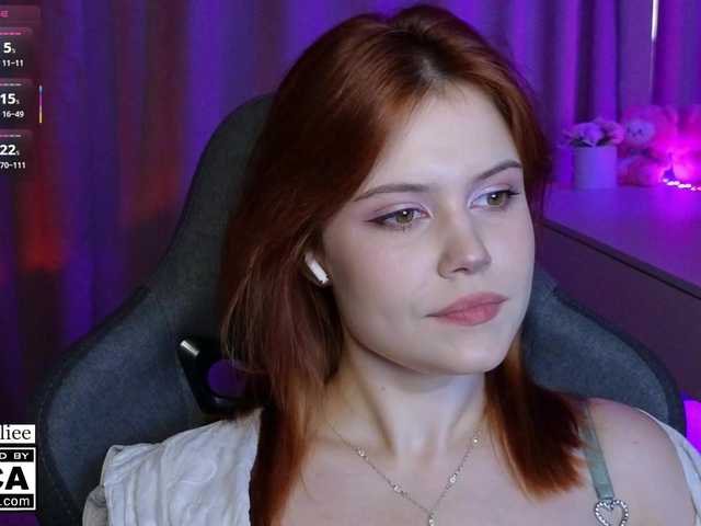 AliceWyliee live cam on BongaCams