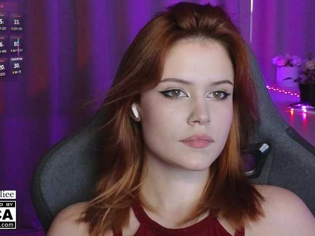 AliceWyliee live cam on BongaCams
