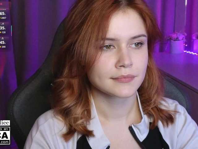 AliceWyliee live cam on BongaCams