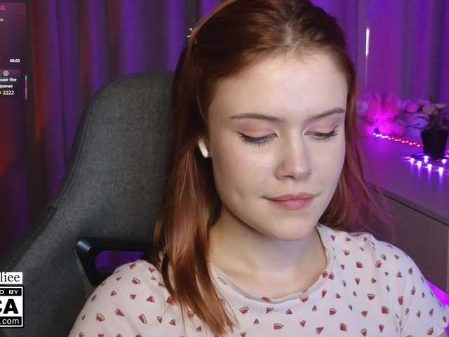 AliceWyliee live cam on BongaCams