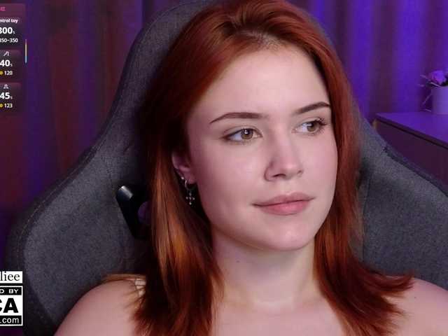AliceWyliee live cam on BongaCams