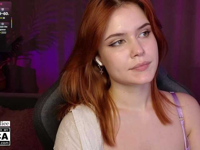 AliceWyliee live webcam show