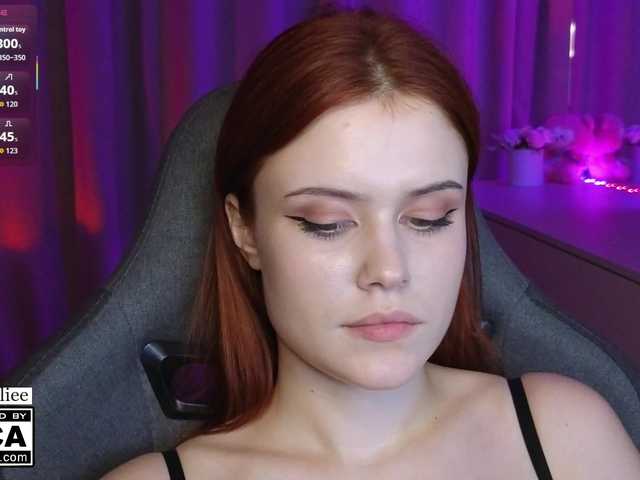 AliceWyliee live cam on BongaCams