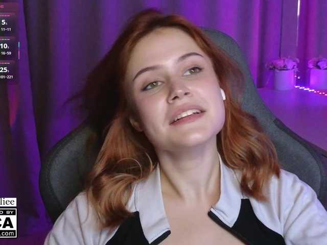 AliceWyliee live cam on BongaCams