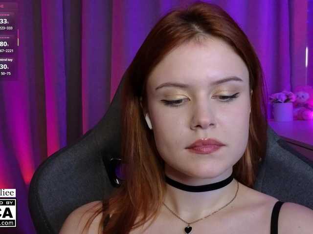 AliceWyliee live cam on BongaCams