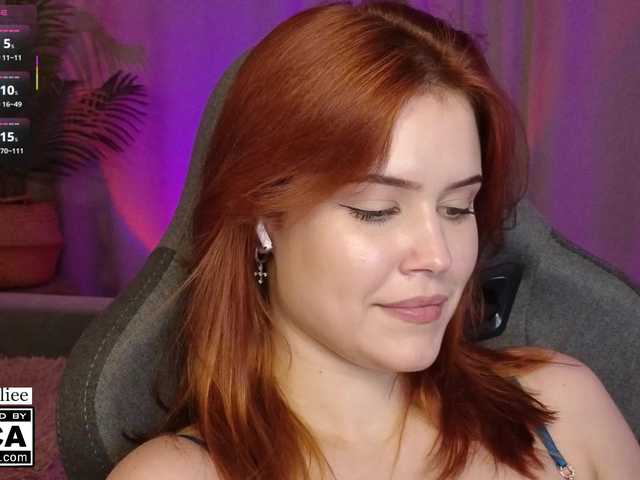 AliceWyliee live cam on BongaCams