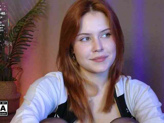 AliceWyliee webcam