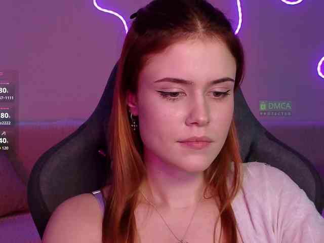 AliceWyliee webcam