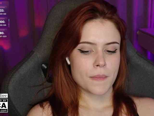 AliceWyliee Sex Cam Show