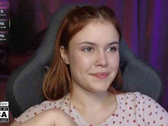 AliceWyliee webcam