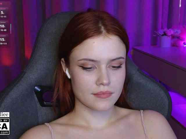 AliceWyliee webcam