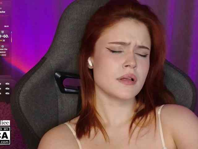 AliceWyliee Sex Cam Show