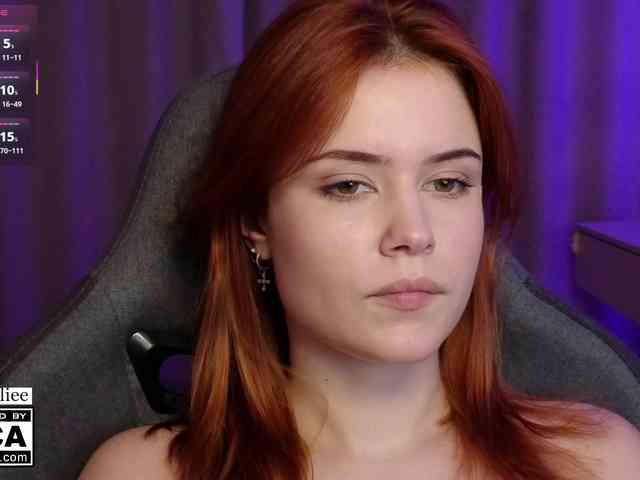 AliceWyliee webcam