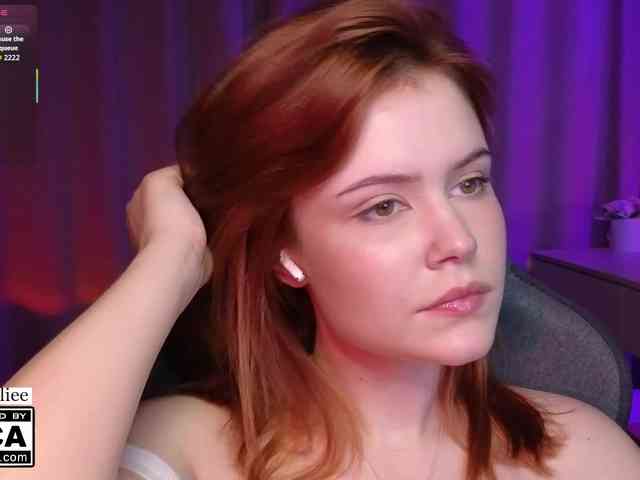 AliceWyliee webcam