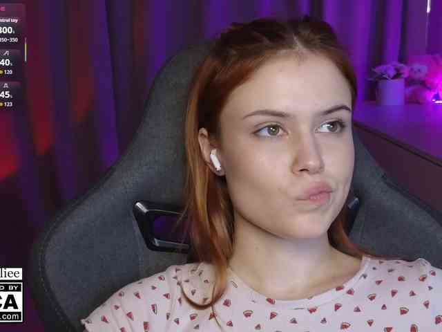 AliceWyliee webcam