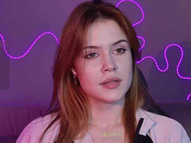 AliceWyliee webcam