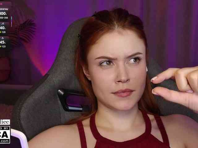 AliceWyliee webcam