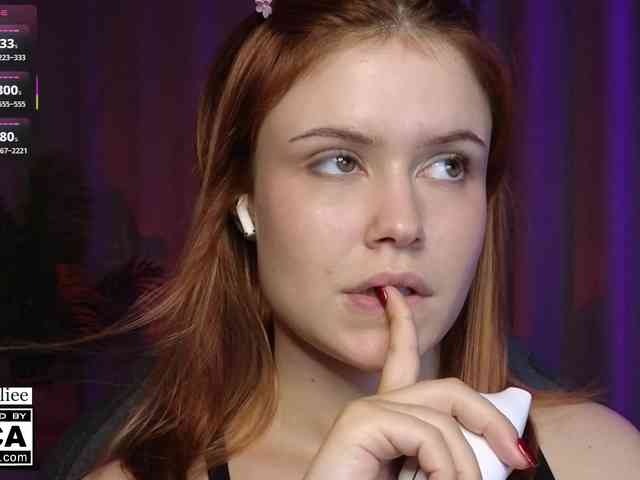 AliceWyliee webcam