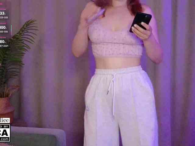 AliceWyliee webcam
