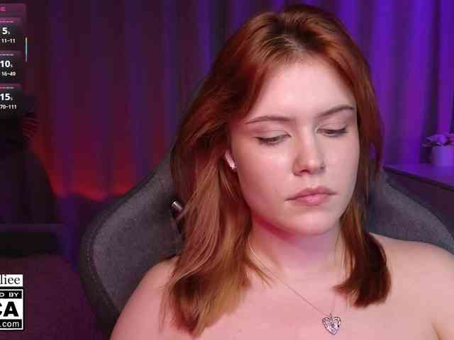 AliceWyliee webcam