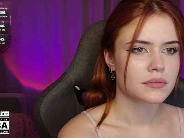 AliceWyliee Sex Cam Show