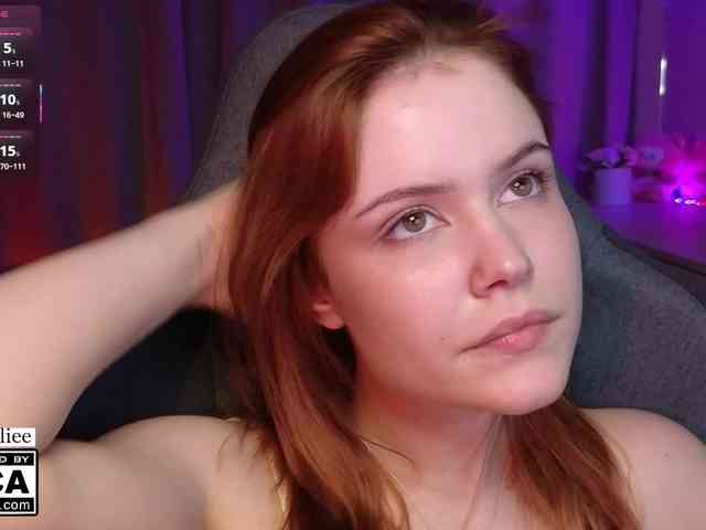 AliceWyliee webcam