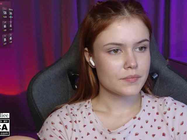 AliceWyliee webcam