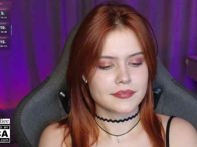 AliceWyliee Sex Cam Show