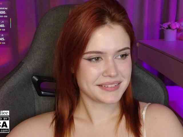 AliceWyliee Sex Cam Show
