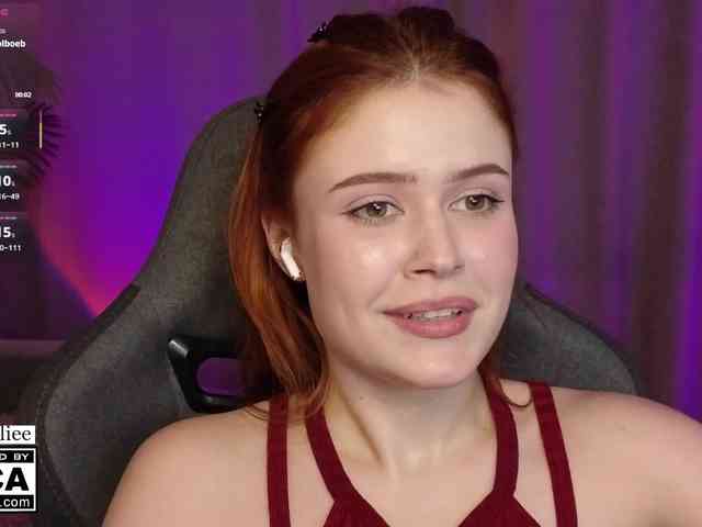 AliceWyliee webcam