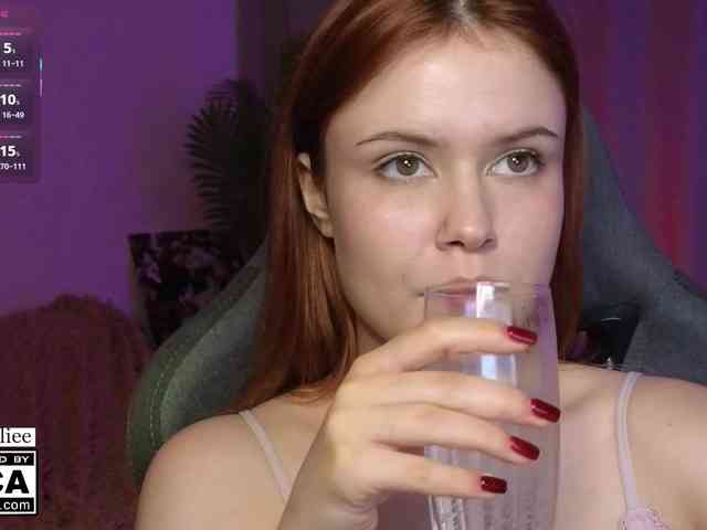 AliceWyliee webcam