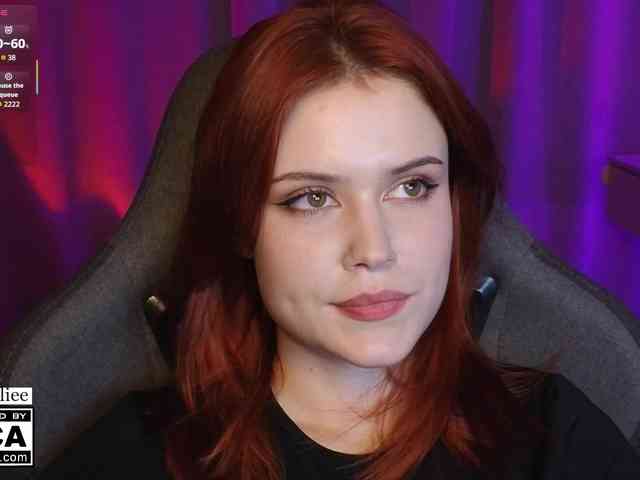 AliceWyliee Sex Cam Show