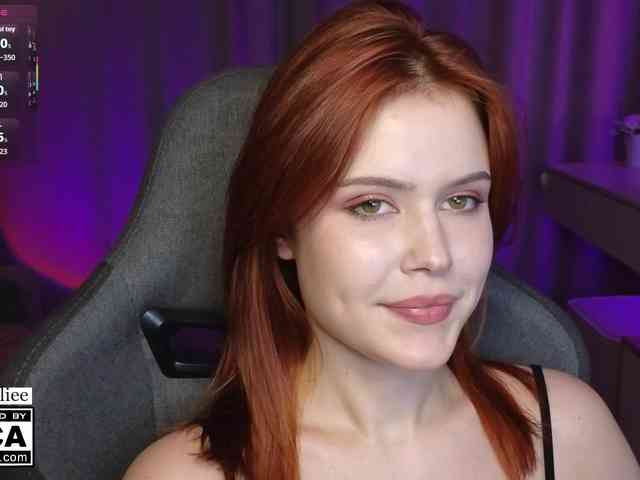 AliceWyliee Sex Cam Show