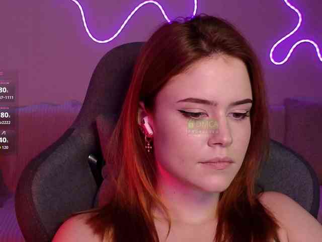AliceWyliee webcam