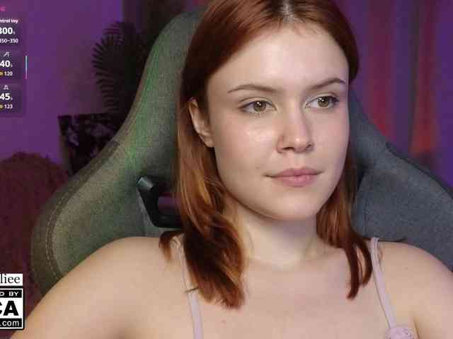 AliceWyliee webcam