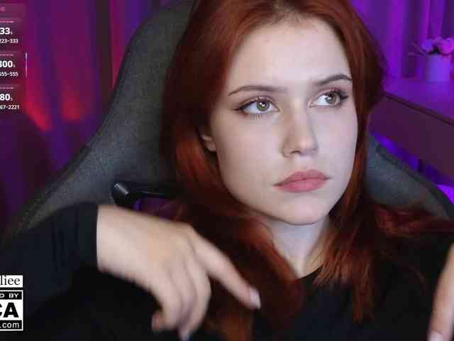 AliceWyliee Sex Cam Show