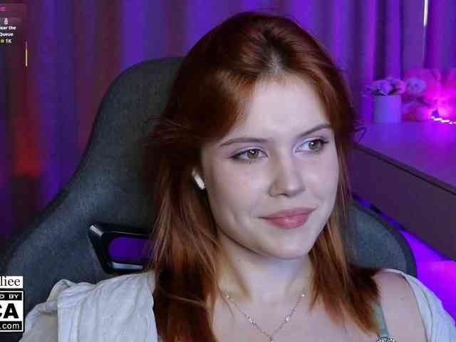 AliceWyliee webcam