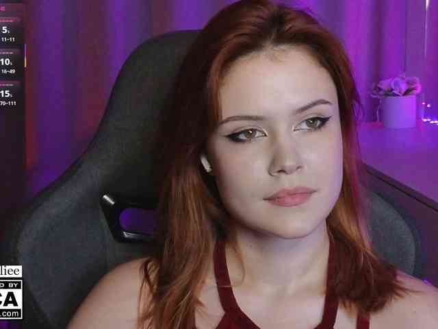 AliceWyliee webcam