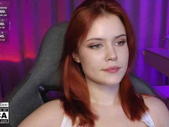 AliceWyliee Sex Cam Show