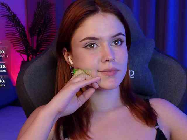 AliceWyliee webcam