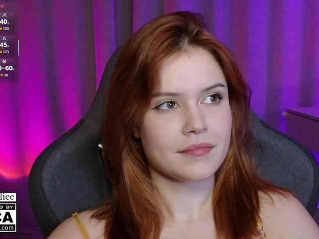 AliceWyliee webcam