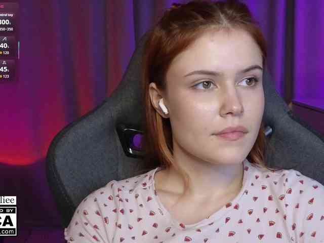 AliceWyliee webcam