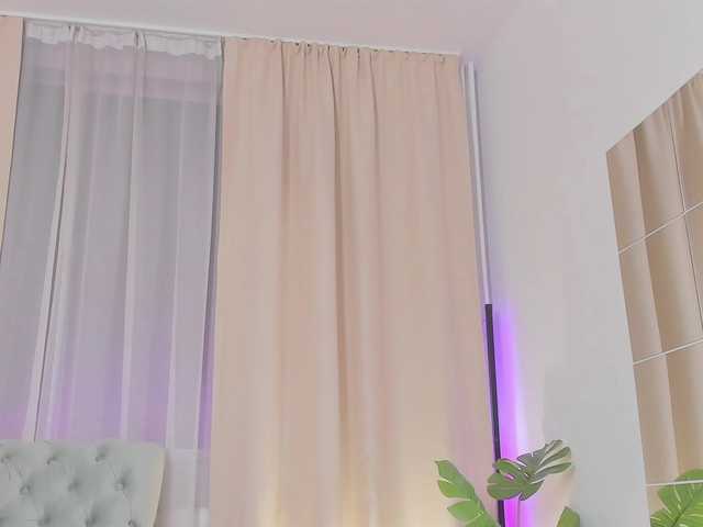 xhotbabyy's BongaCams show and profile