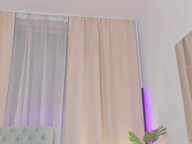 xhotbabyy's BongaCams show and profile