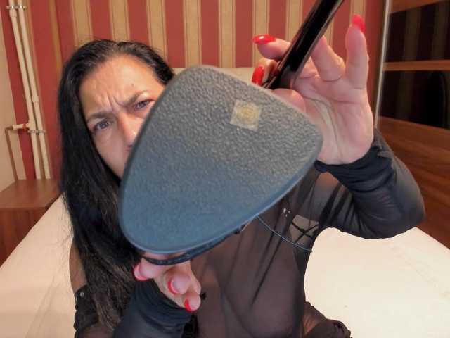 MadameCrowford live webcam show