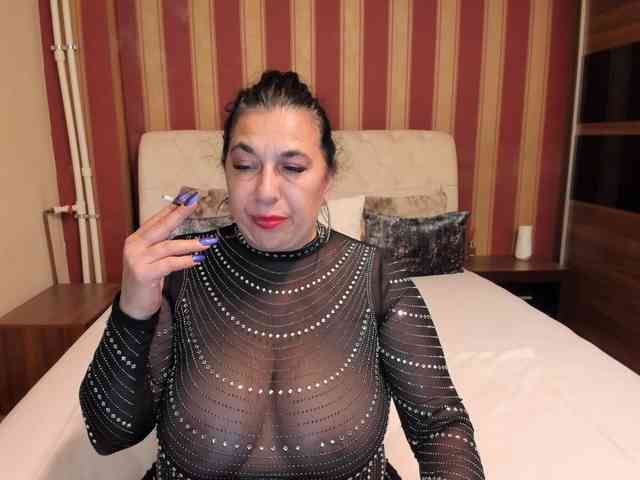 live sex xxx MadameCrowford