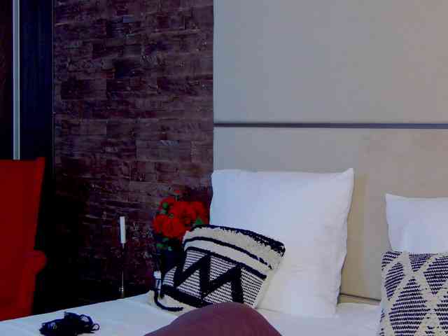 DaisyEmber Sex Cam Show